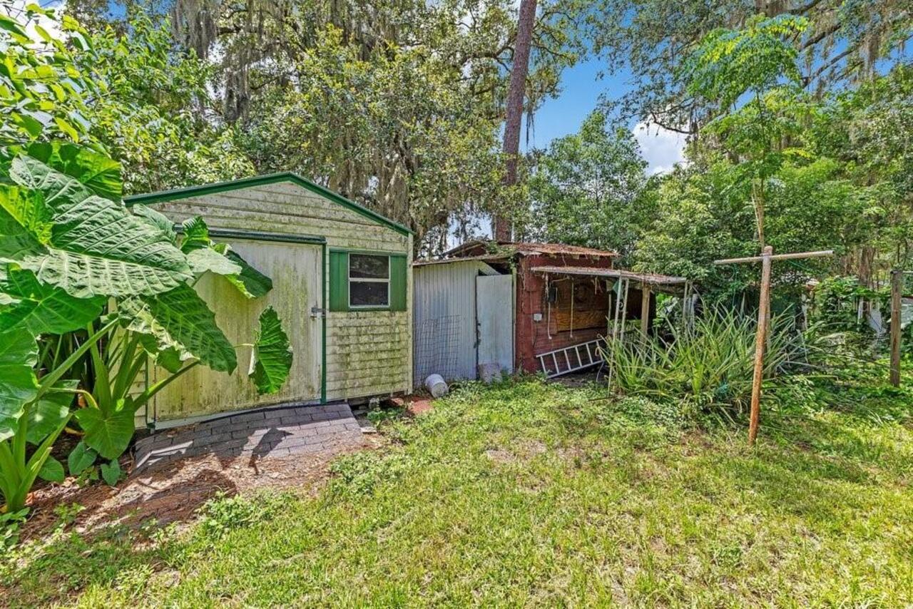 Listing Photo 10