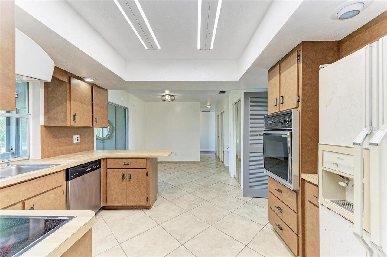Listing Photo 14