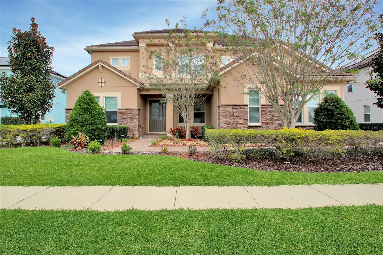 6BR, Home, 6BA, $2,990,000
Read More