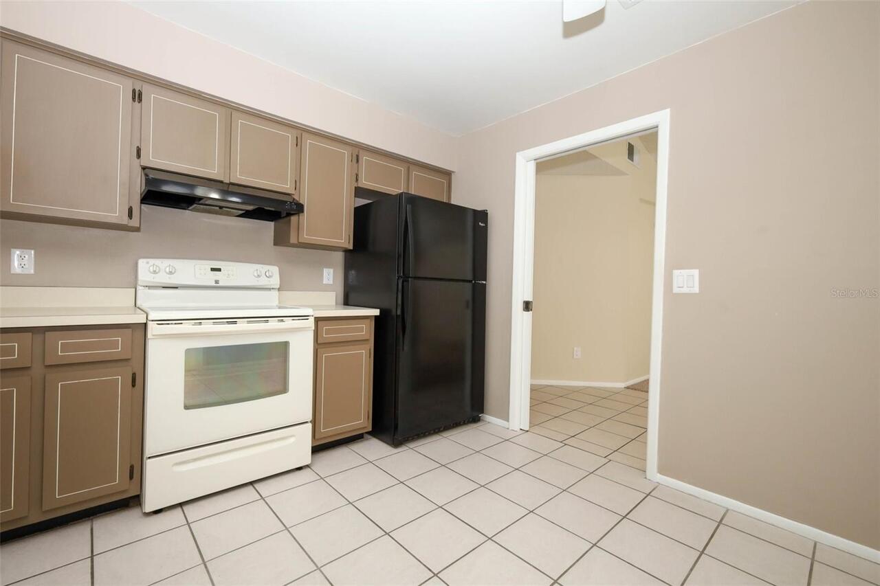 Listing Photo 16