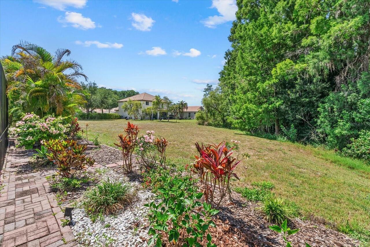 Listing Photo 37