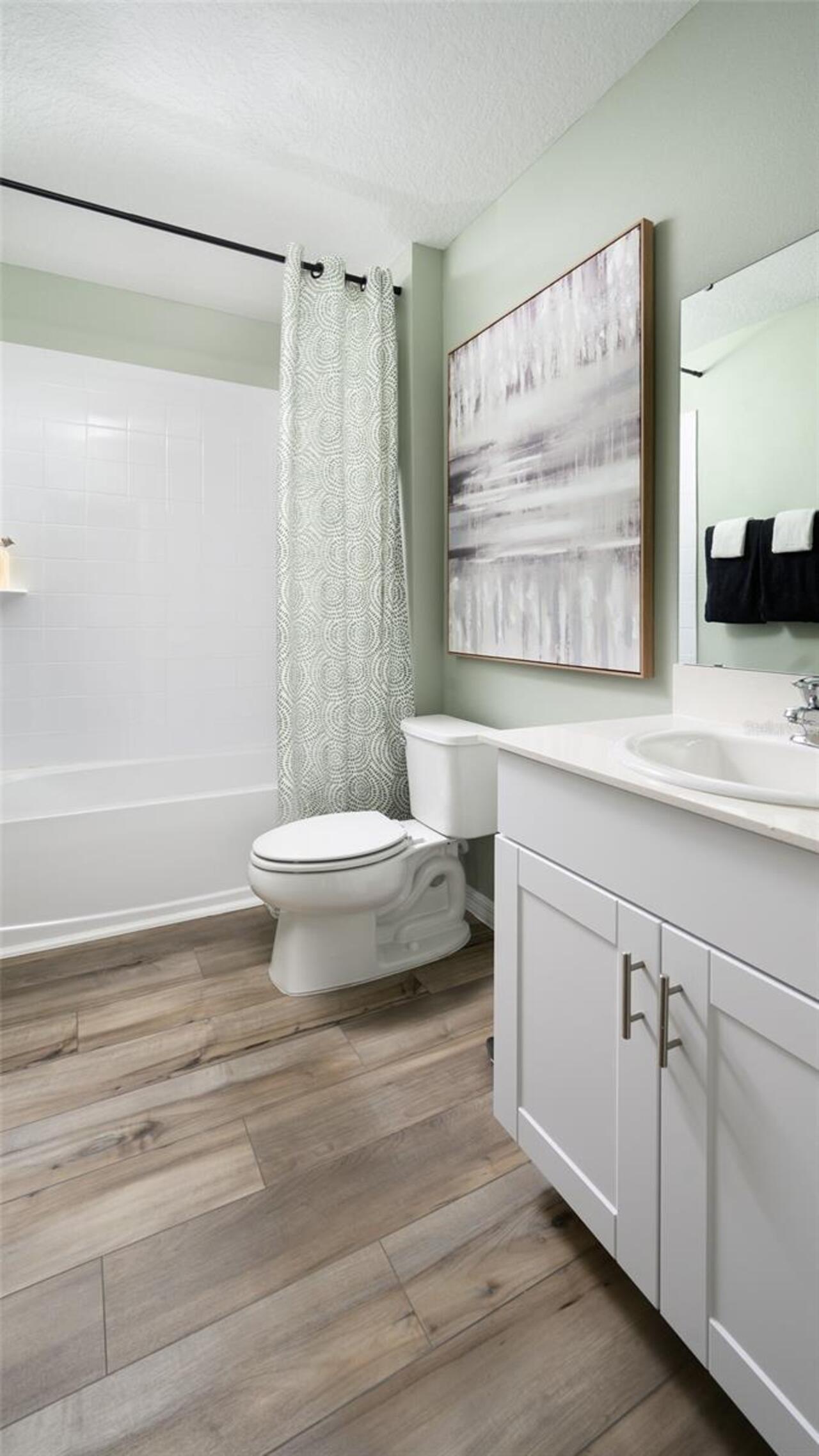 Listing Photo 17