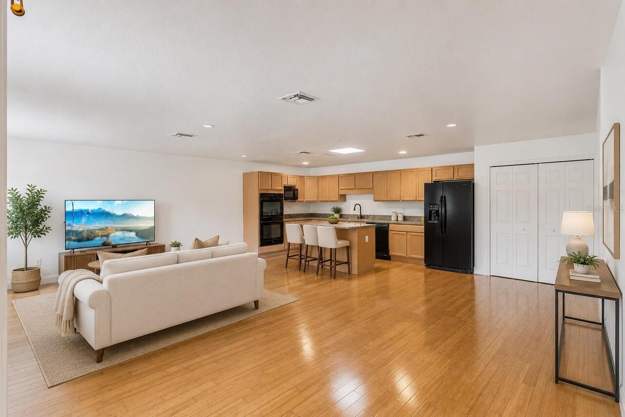Listing Photo 19