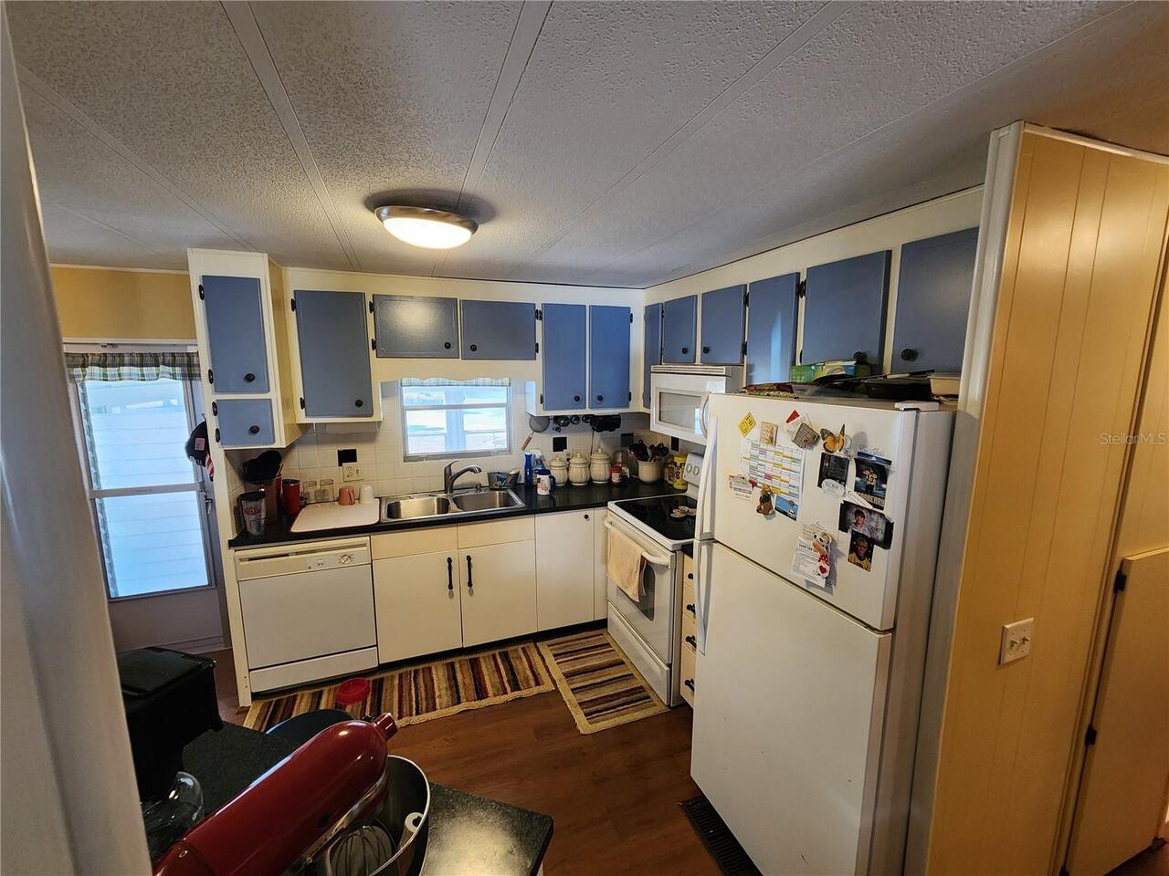 Listing Photo 6