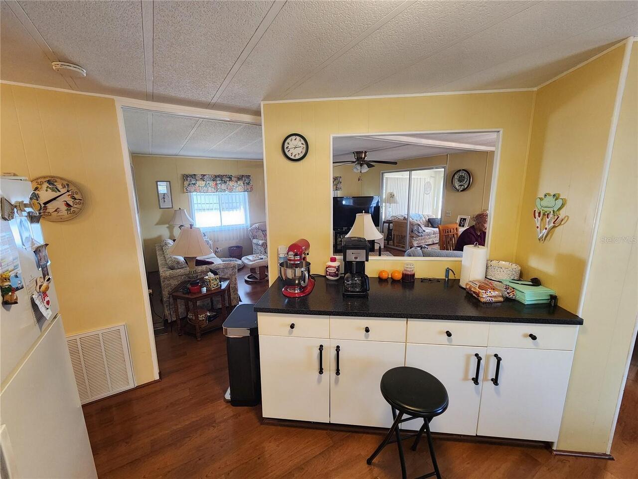 Listing Photo 7