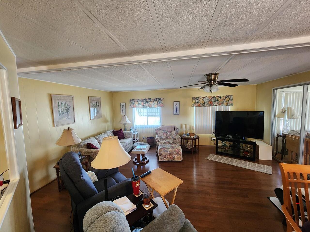 Listing Photo 9