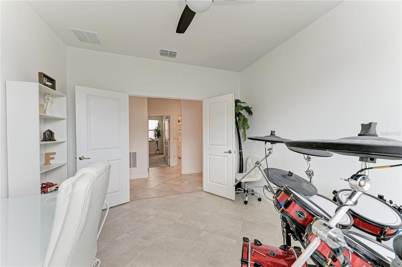 Listing Photo 33