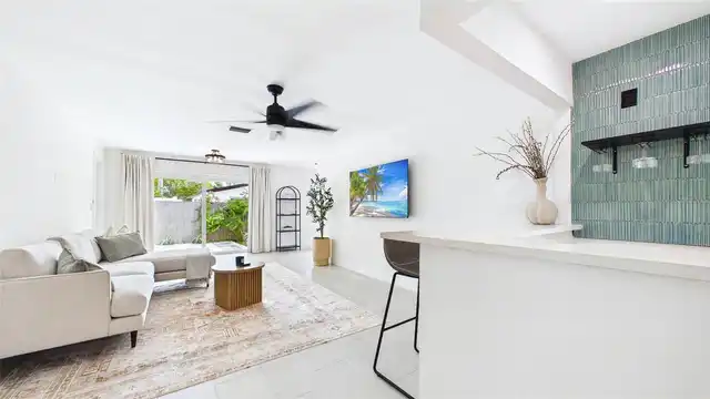 Listing Photo 6