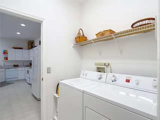 Listing Photo 34