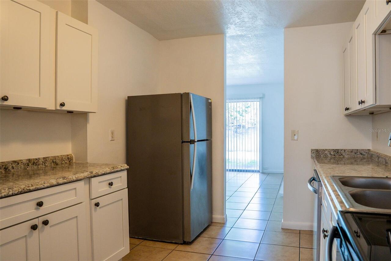 Listing Photo 9