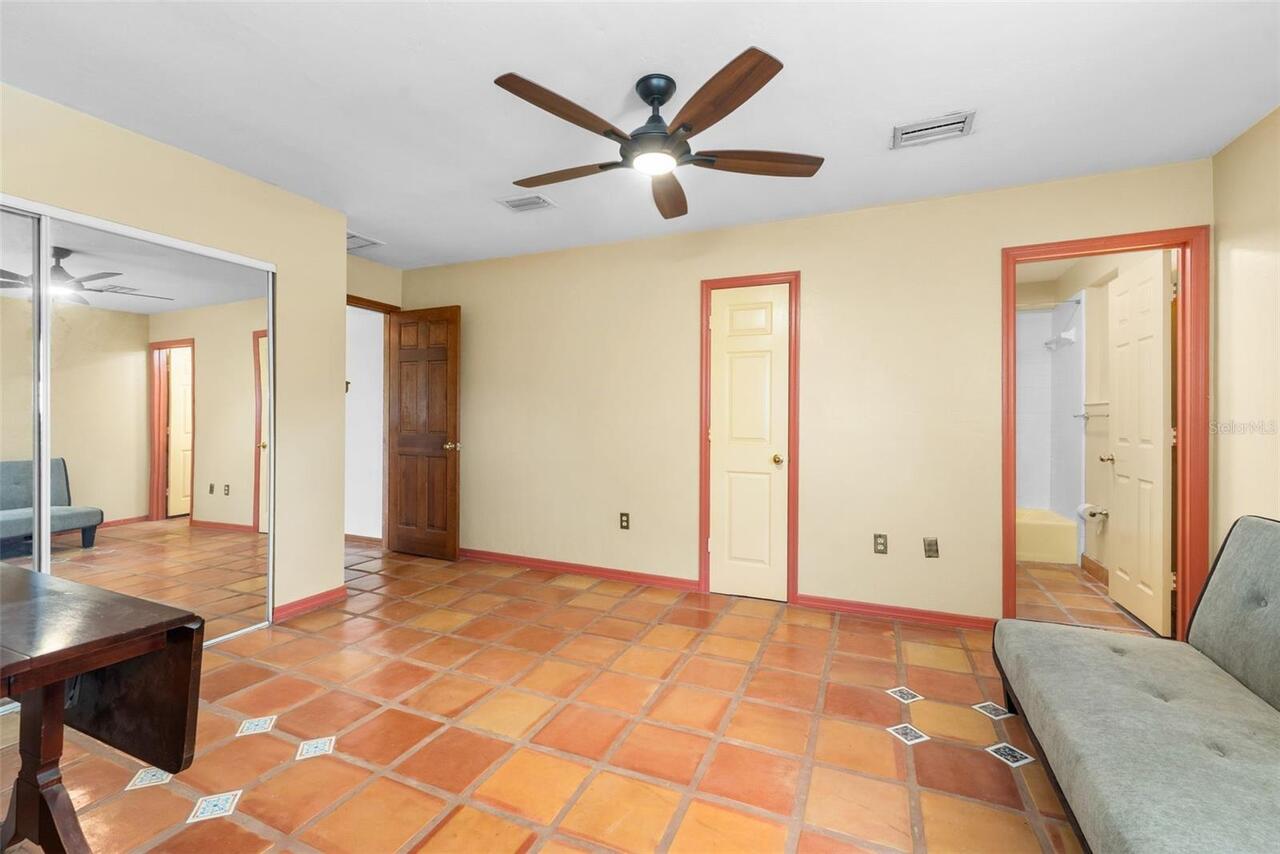 Listing Photo 22