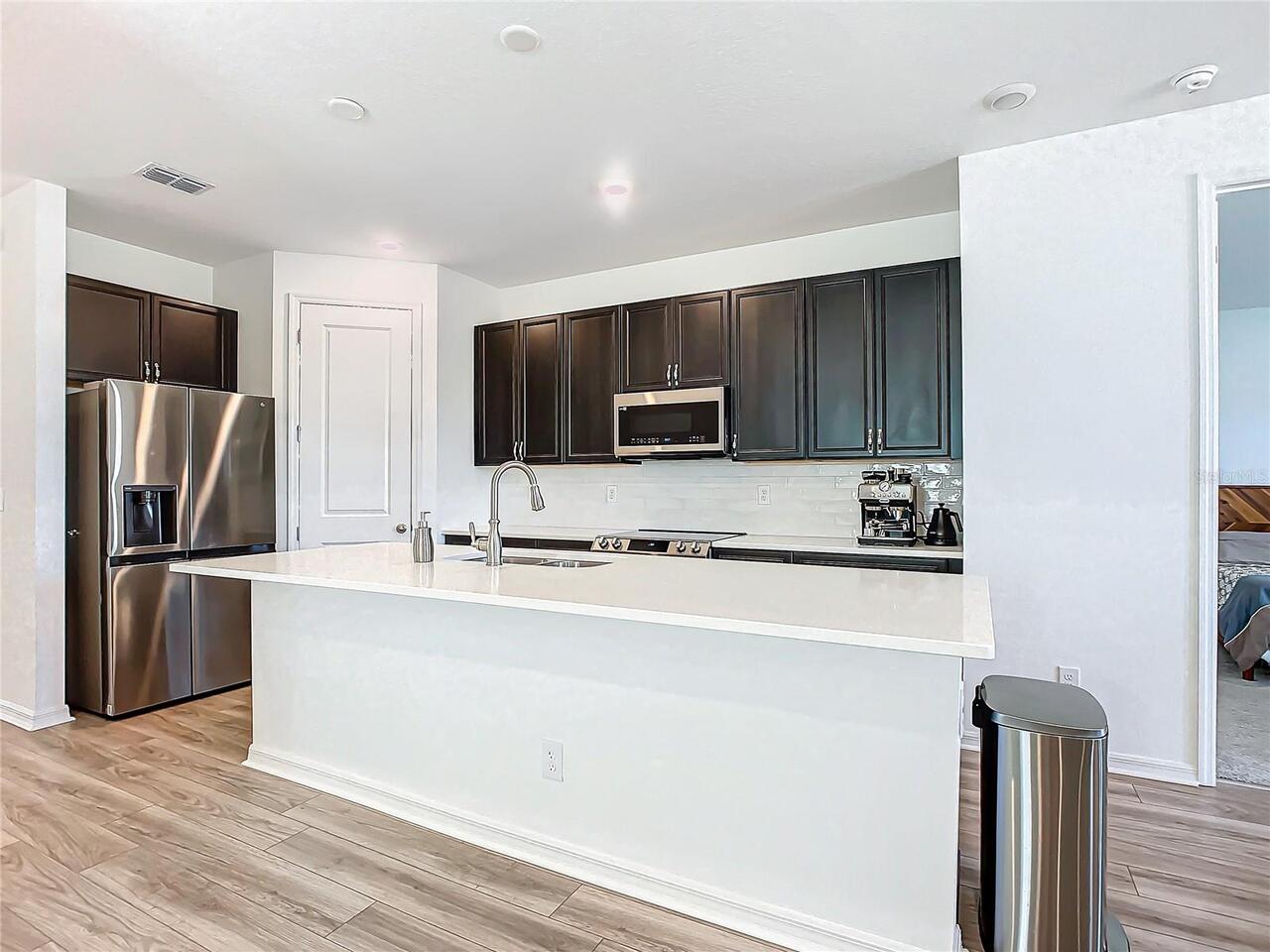 Listing Photo 9