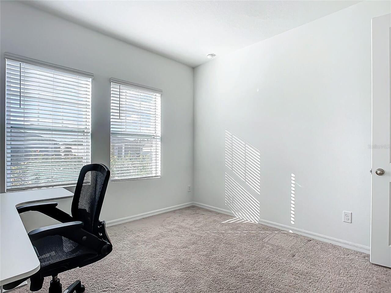 Listing Photo 16
