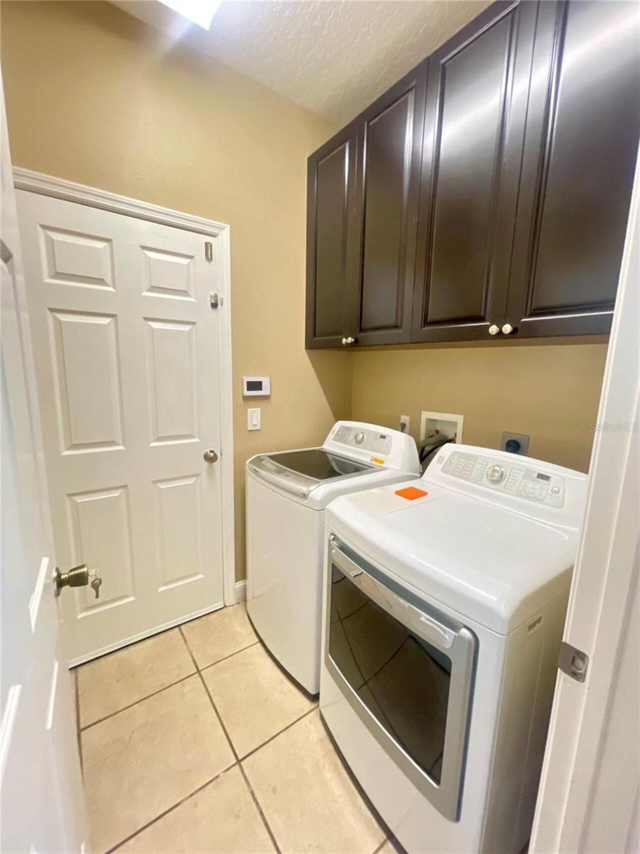 Listing Photo 12