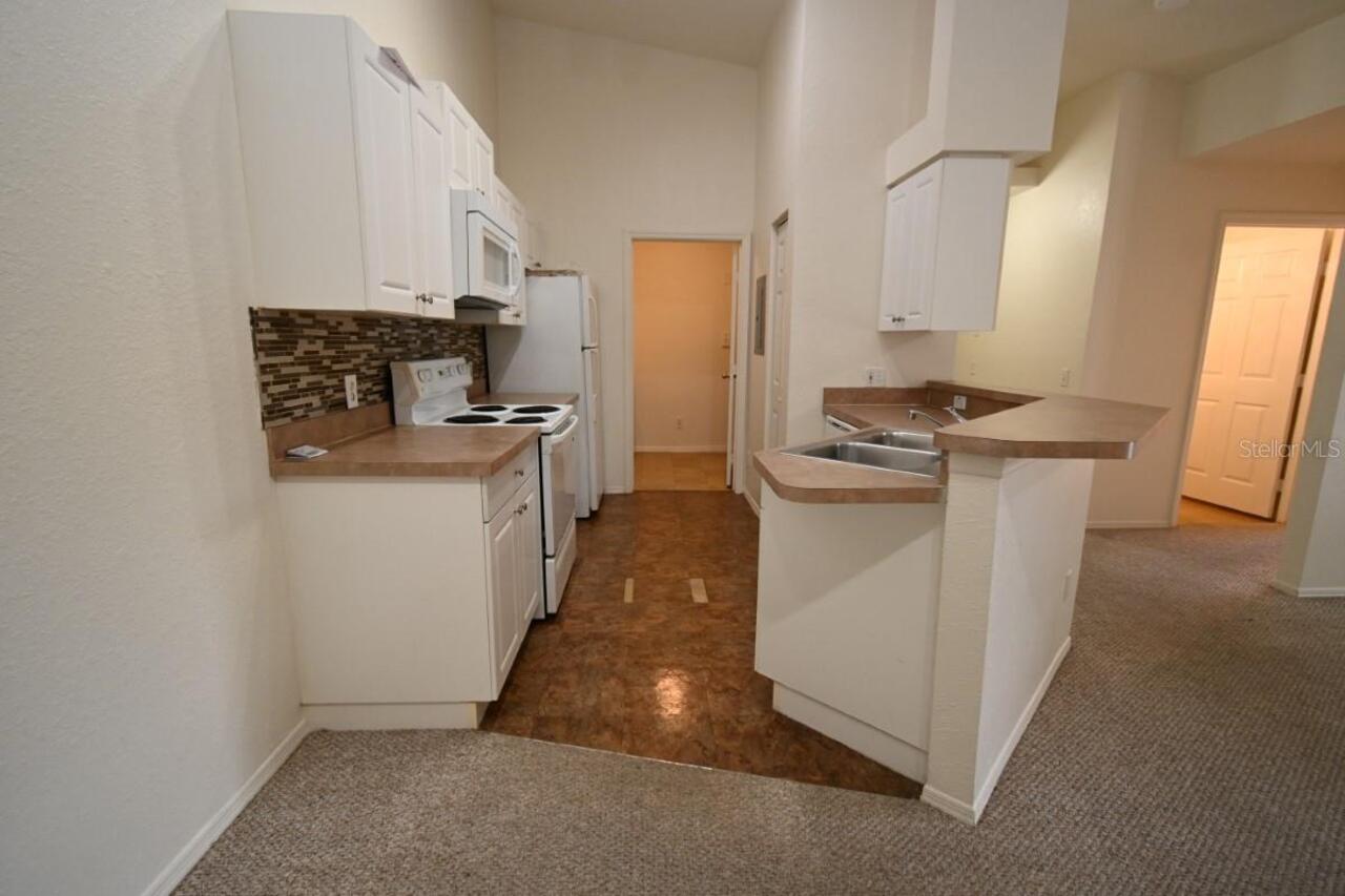 Listing Photo 8