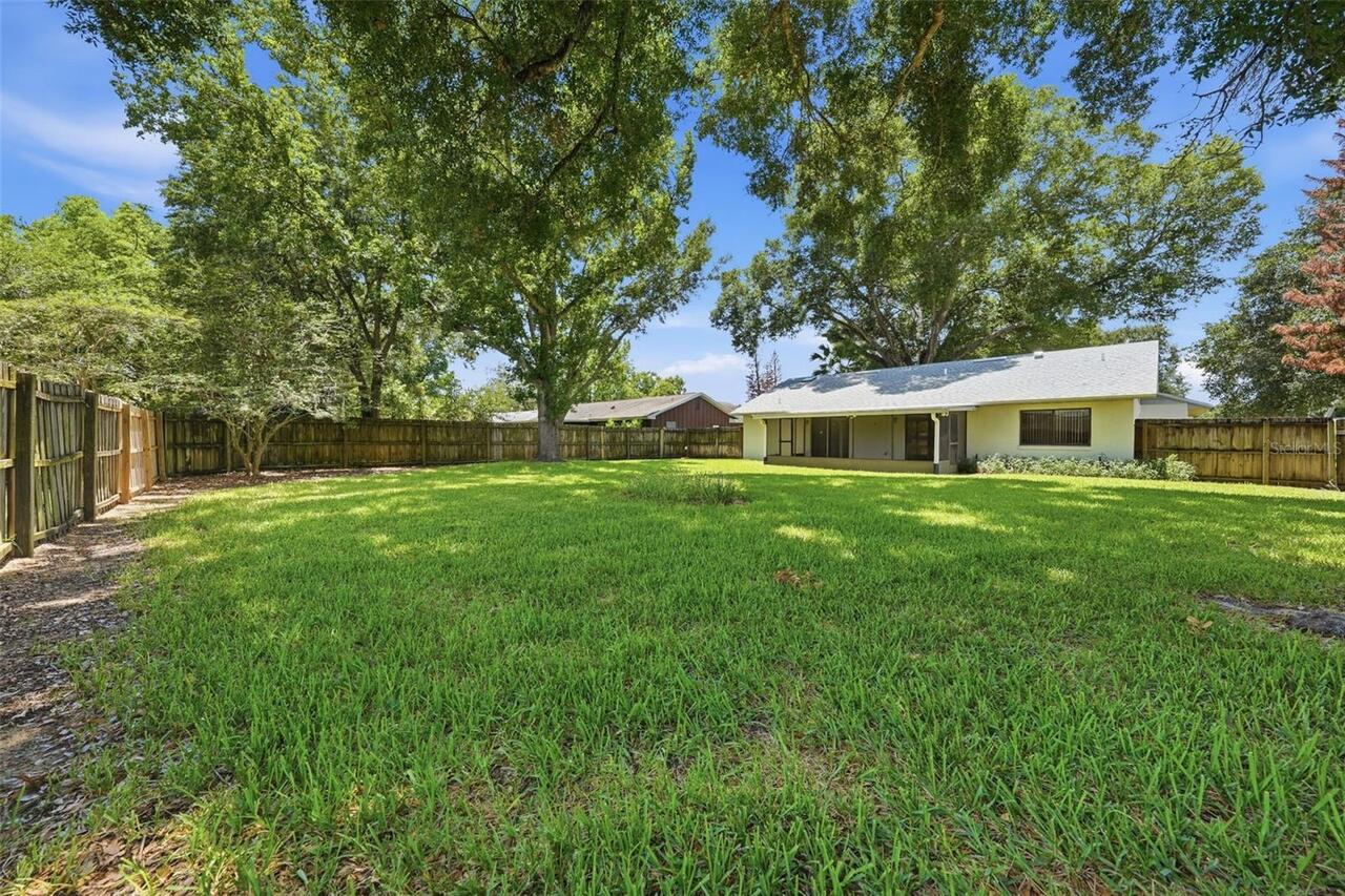 Listing Photo 12