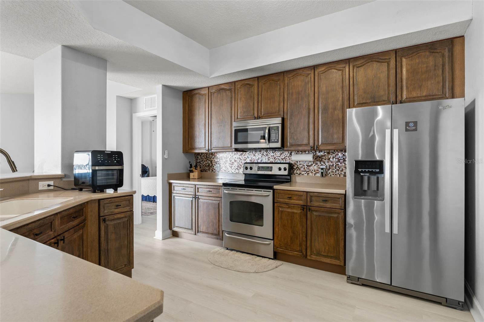 Listing Photo 17