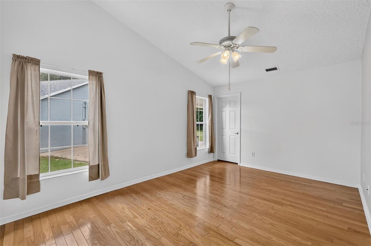 Listing Photo 27