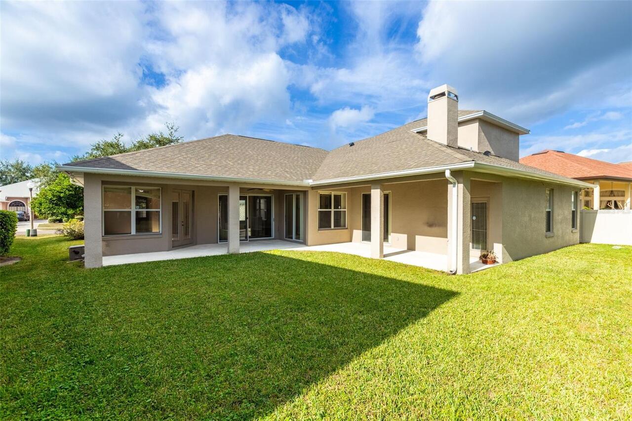 Listing Photo 9