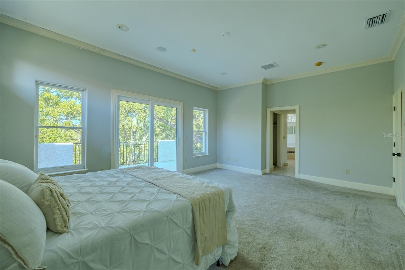 Listing Photo 42