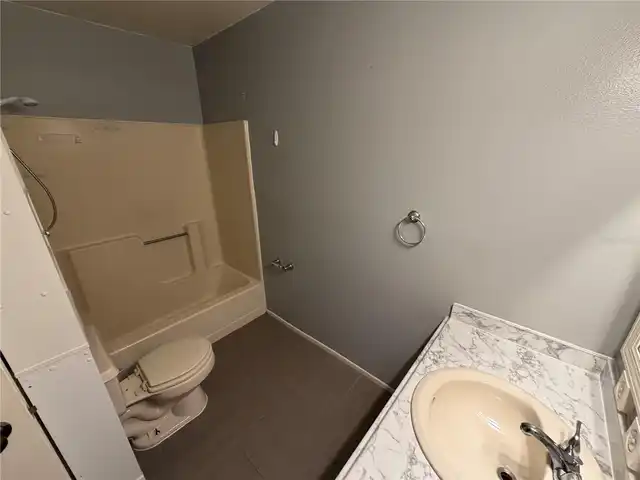 Listing Photo 13