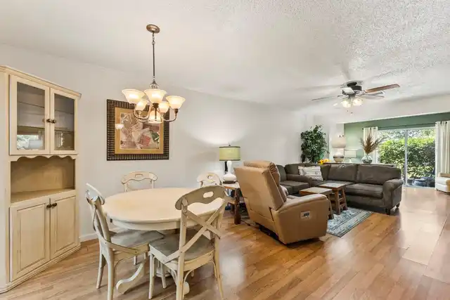 Listing Photo 10