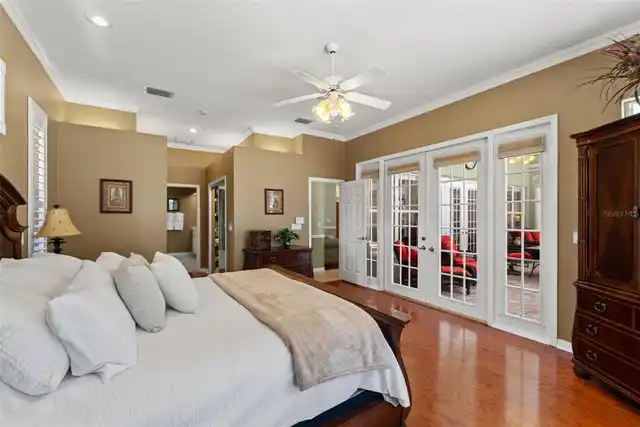 Listing Photo 18