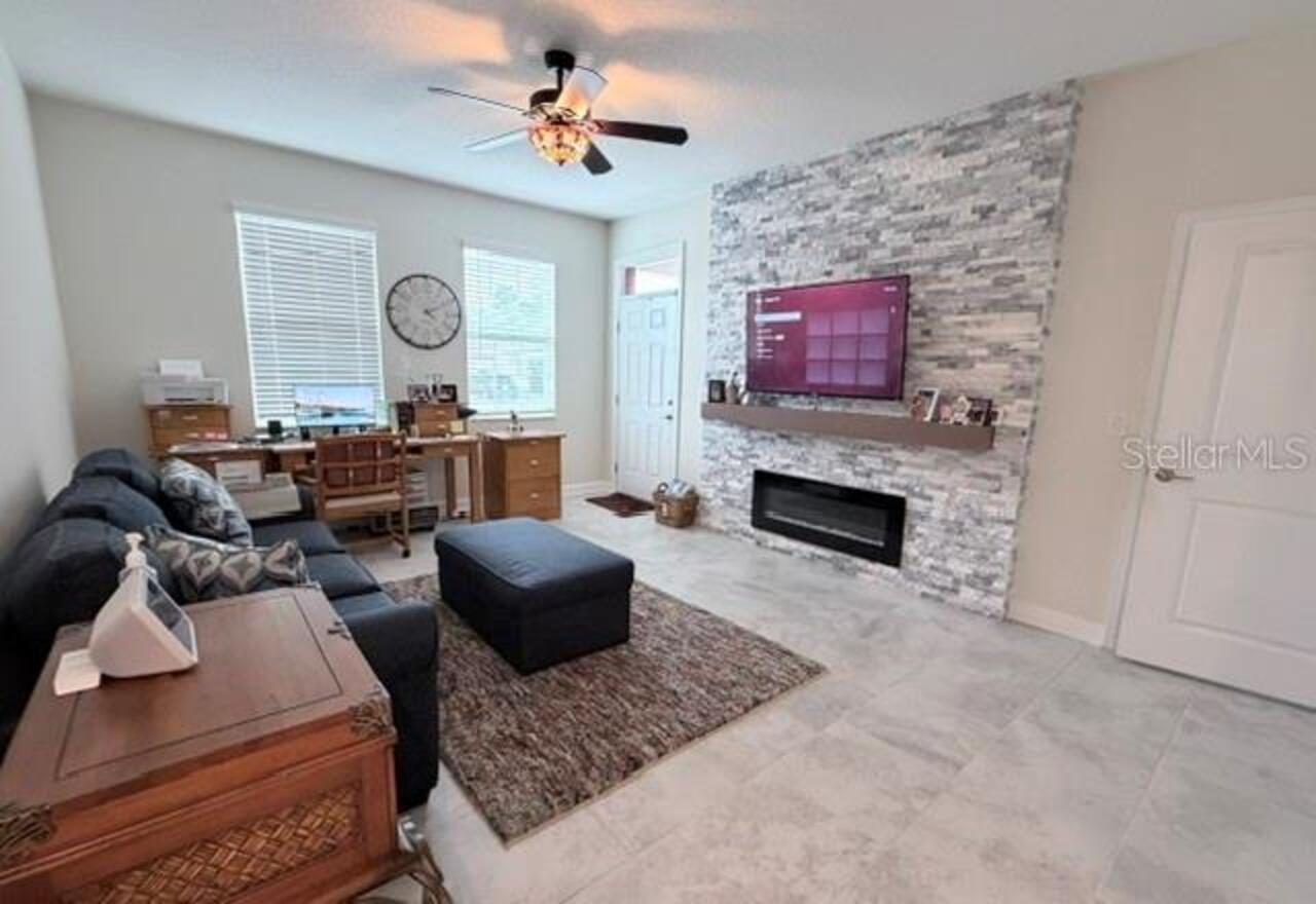 Listing Photo 17