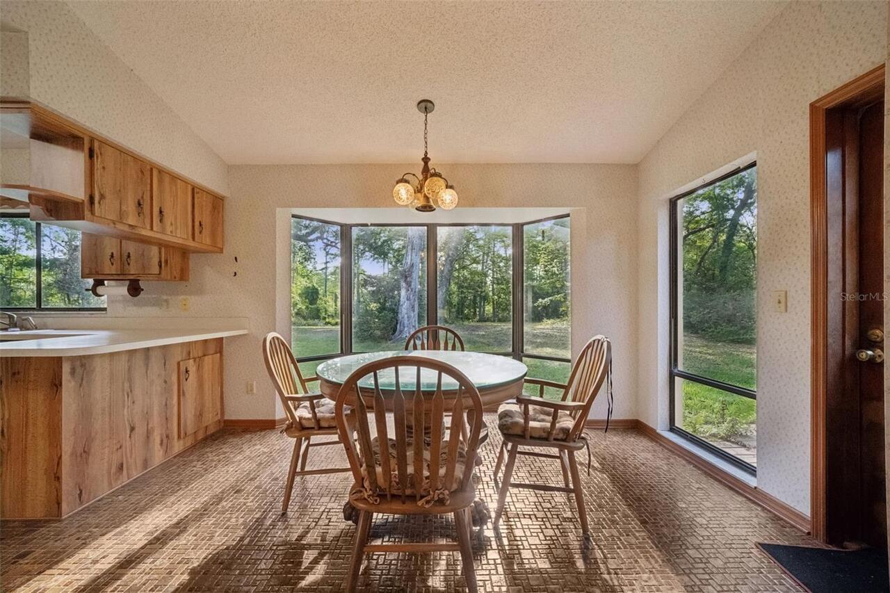 Listing Photo 16