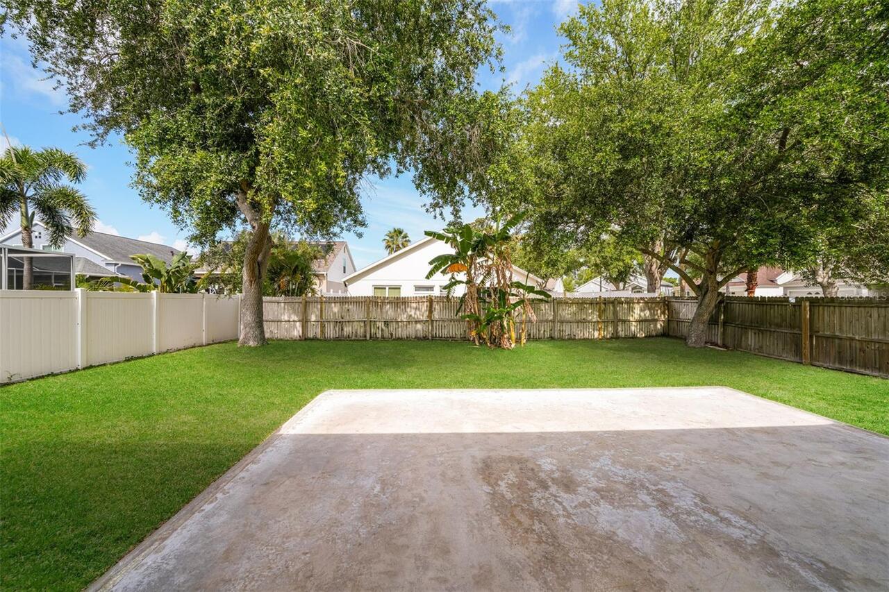 Listing Photo 33