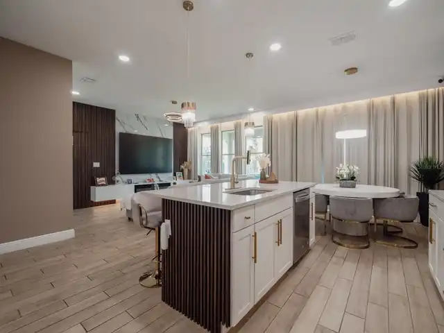 Listing Photo 18
