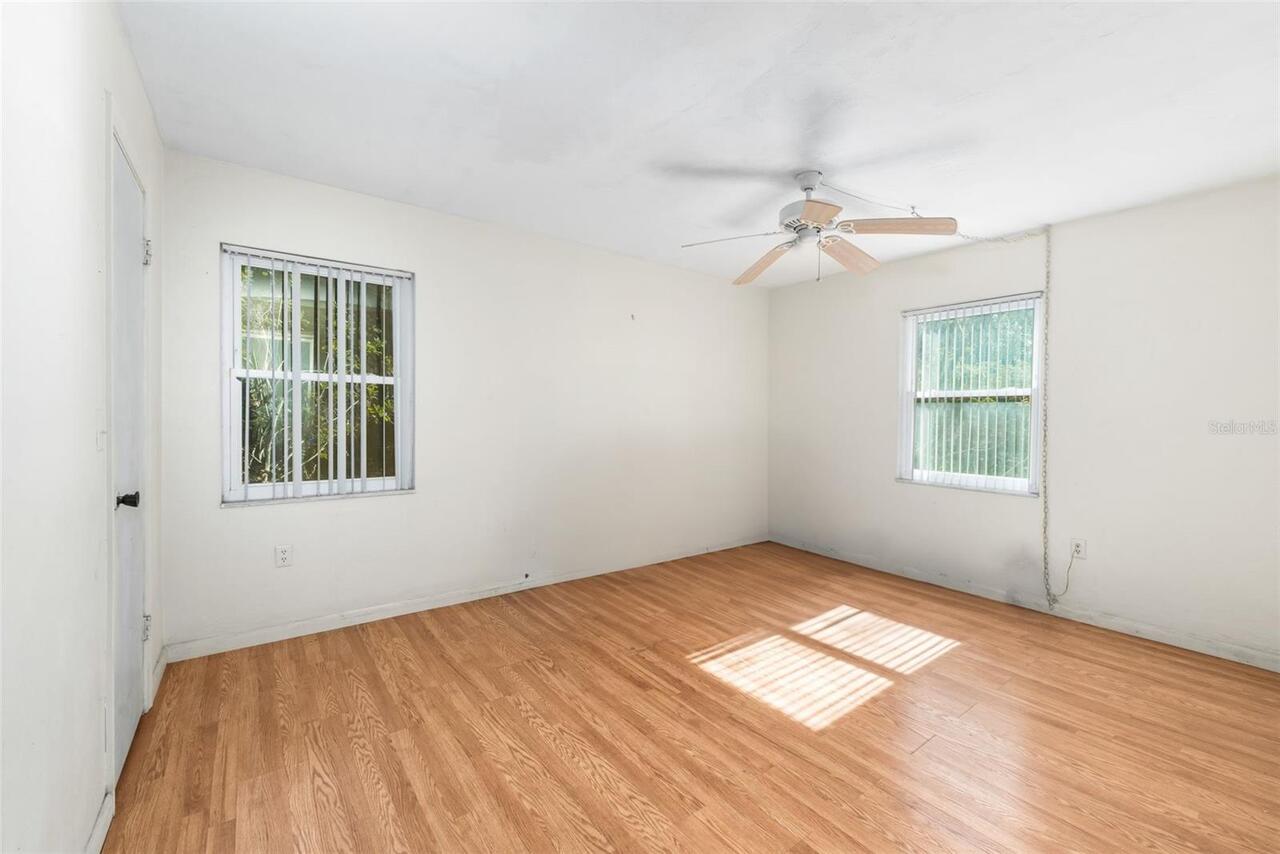 Listing Photo 17