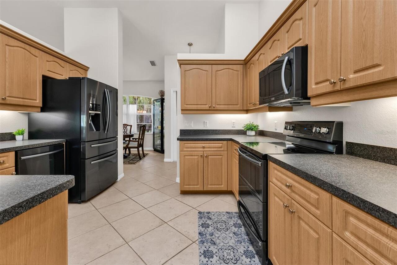 Listing Photo 15
