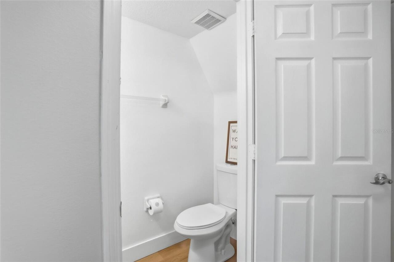 Listing Photo 14