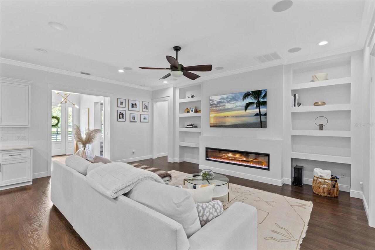 Listing Photo 14