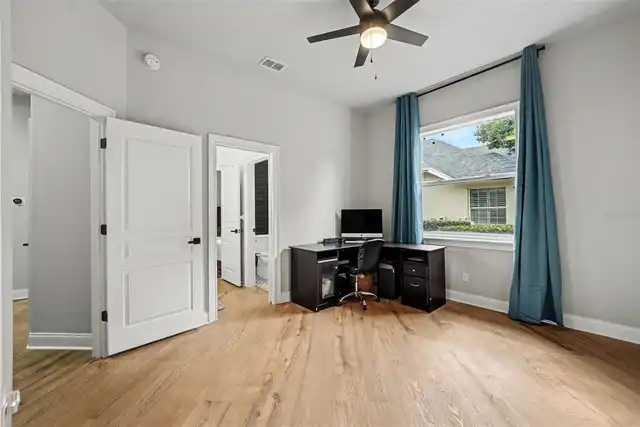 Listing Photo 28