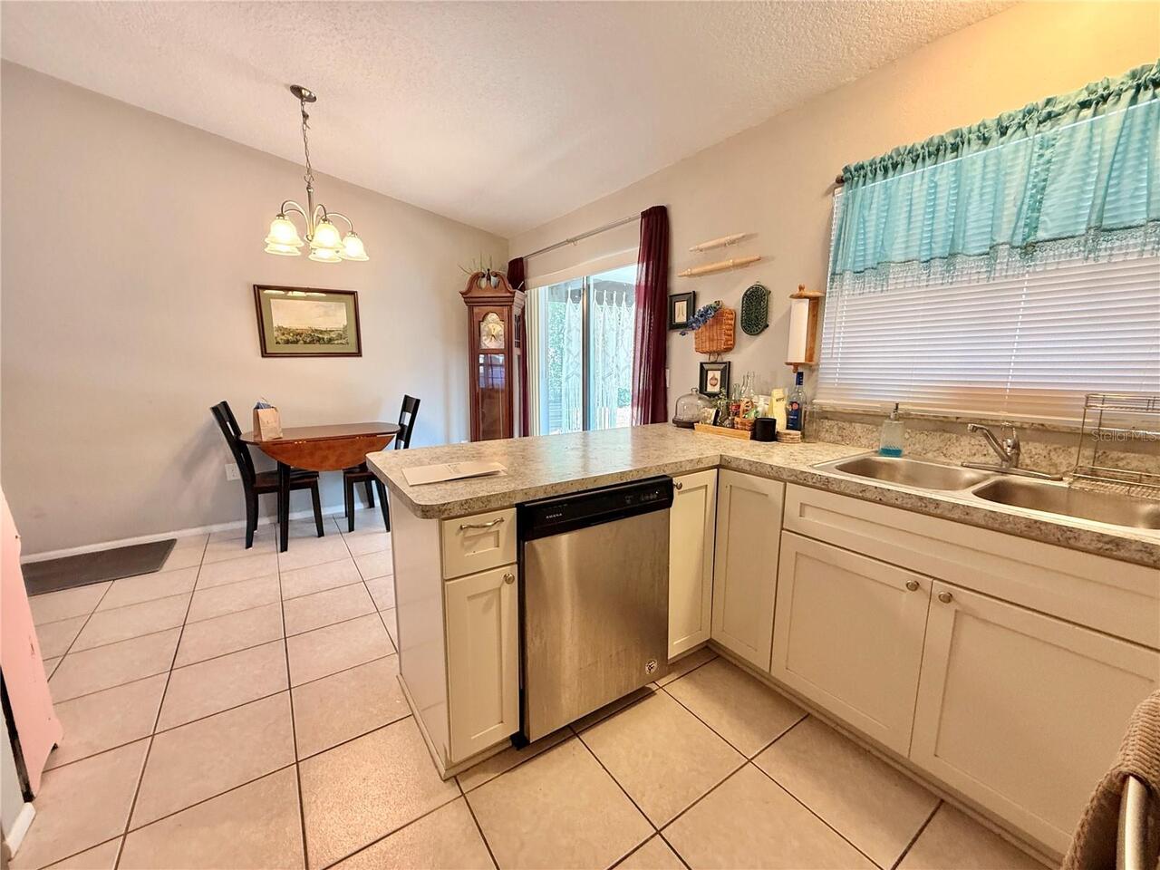 Listing Photo 21