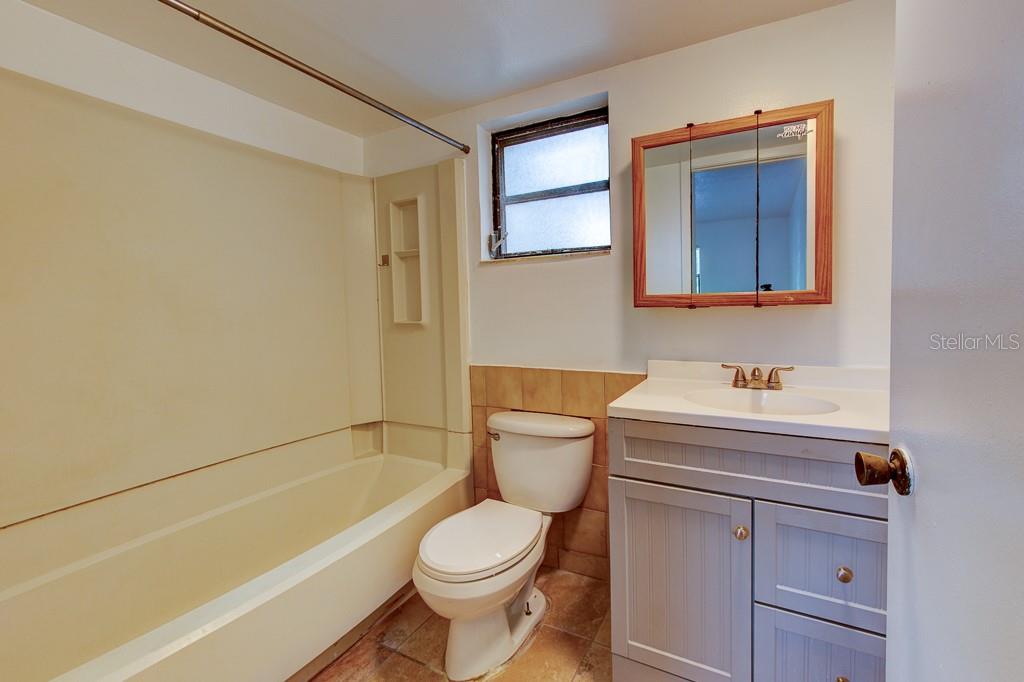 Listing Photo 9