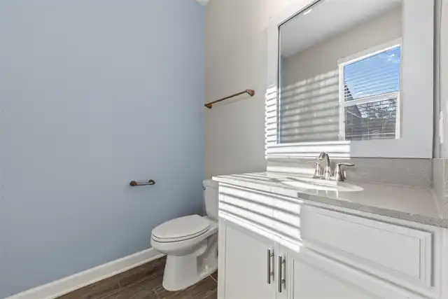 Listing Photo 15