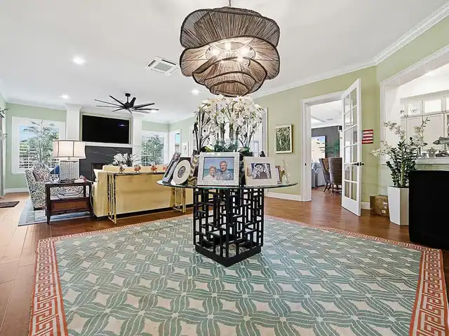 Listing Photo 28