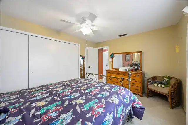 Listing Photo 14