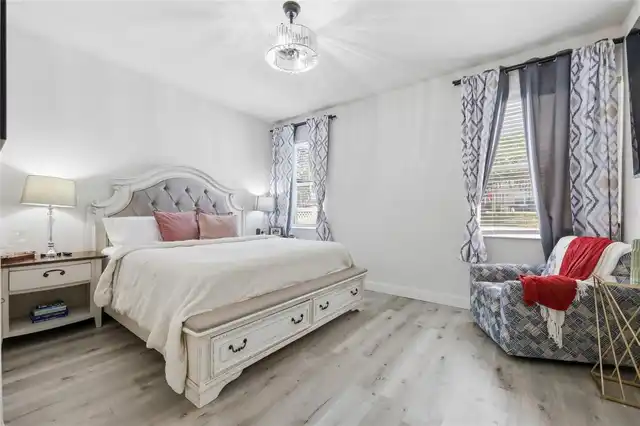Listing Photo 24