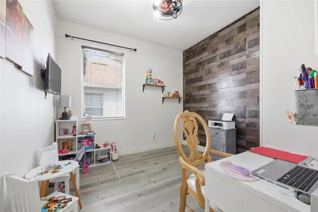 Listing Photo 39