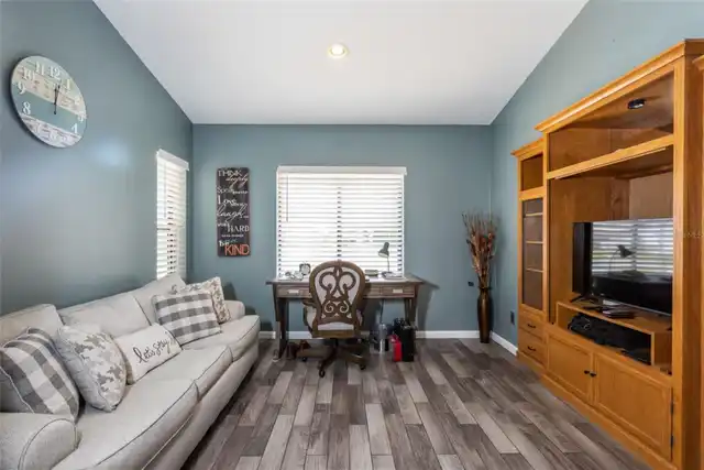 Listing Photo 19
