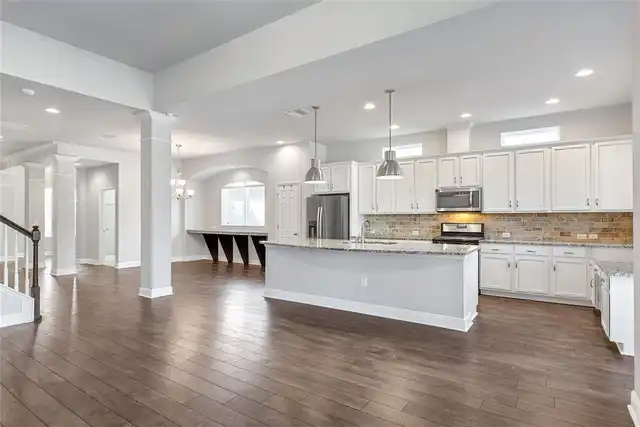 Listing Photo 18