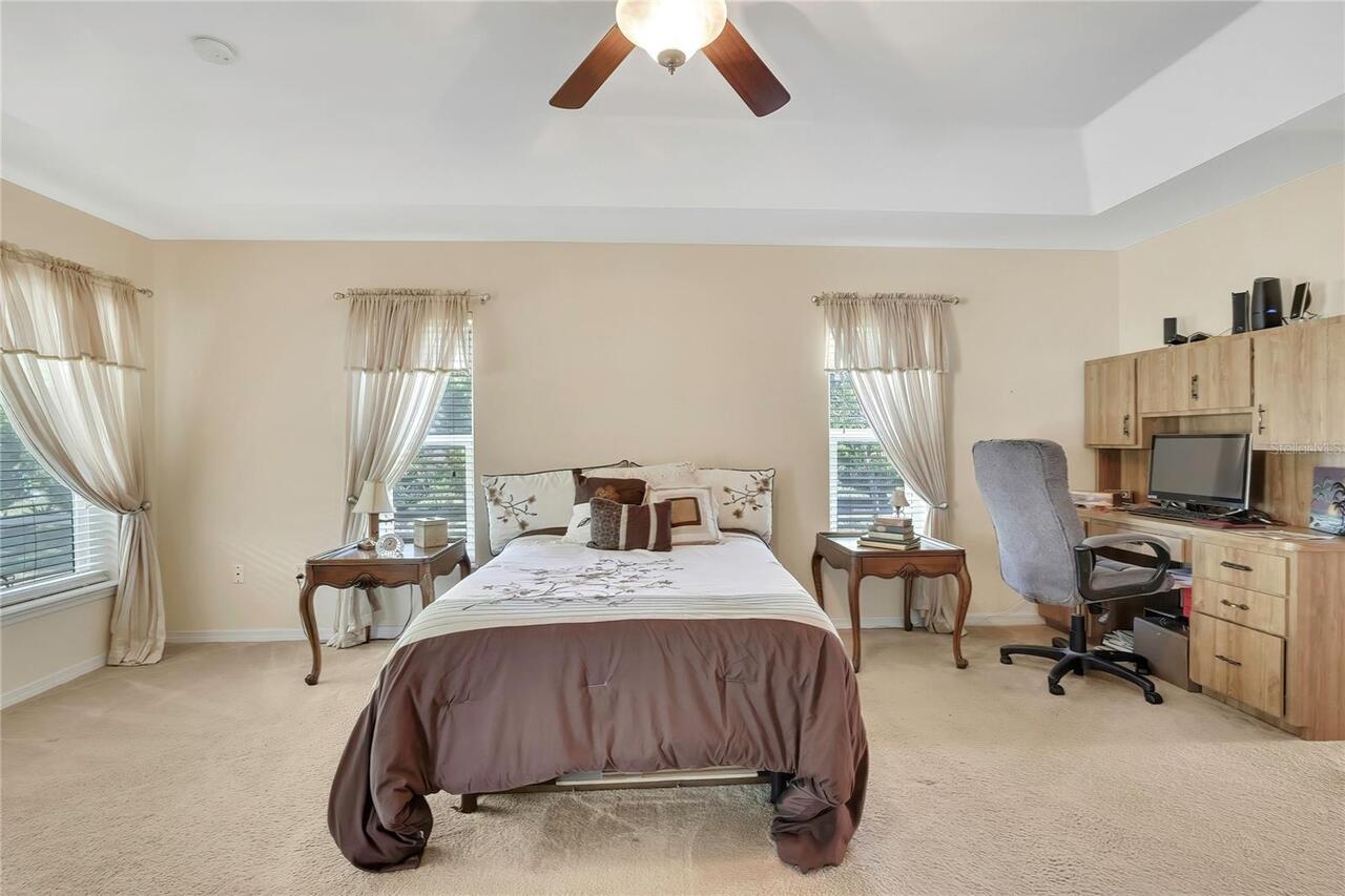 Listing Photo 18
