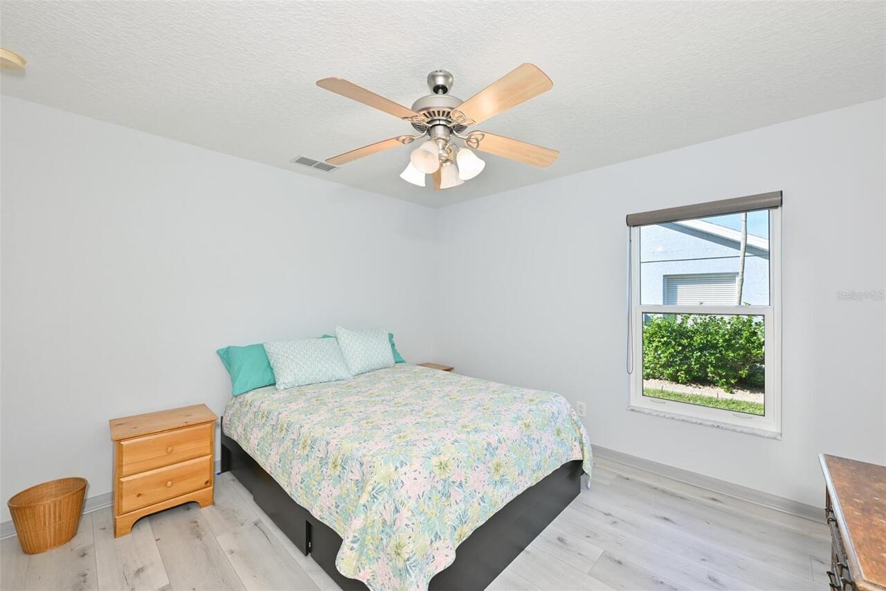 Listing Photo 33