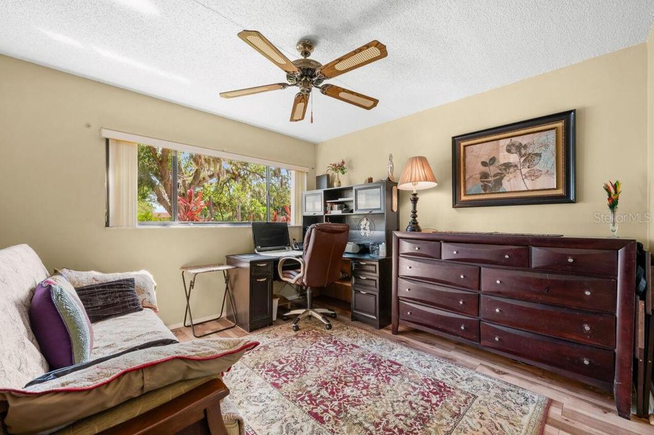 Listing Photo 17