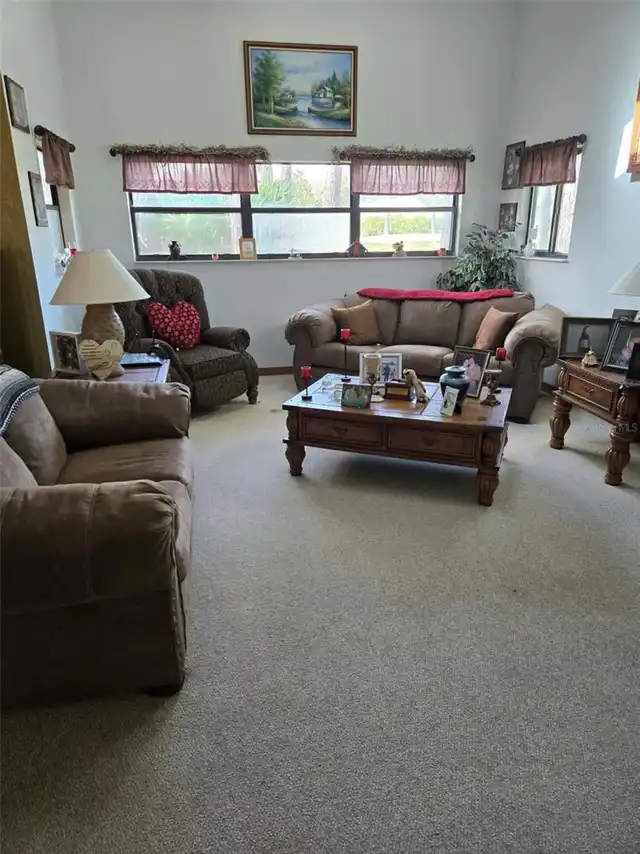 Listing Photo 10