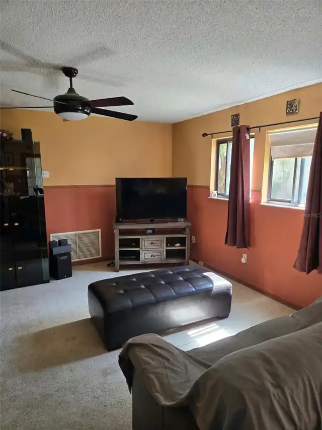Listing Photo 20